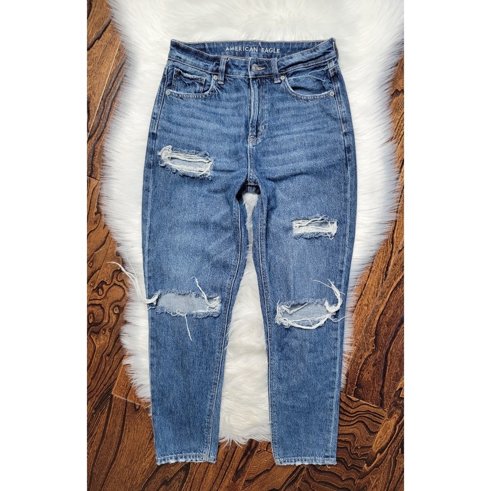 American‎ Eagle Distressed Mom Jeans Women's Size 4 Medium Wash 27" Inseam